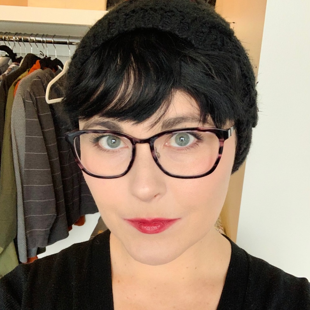 Meet your Posher, Abby